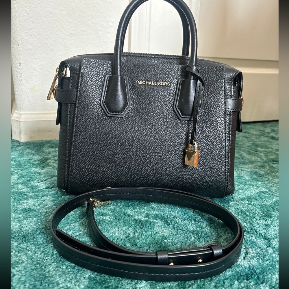 Michael Kors Black Belted Mercer Purse